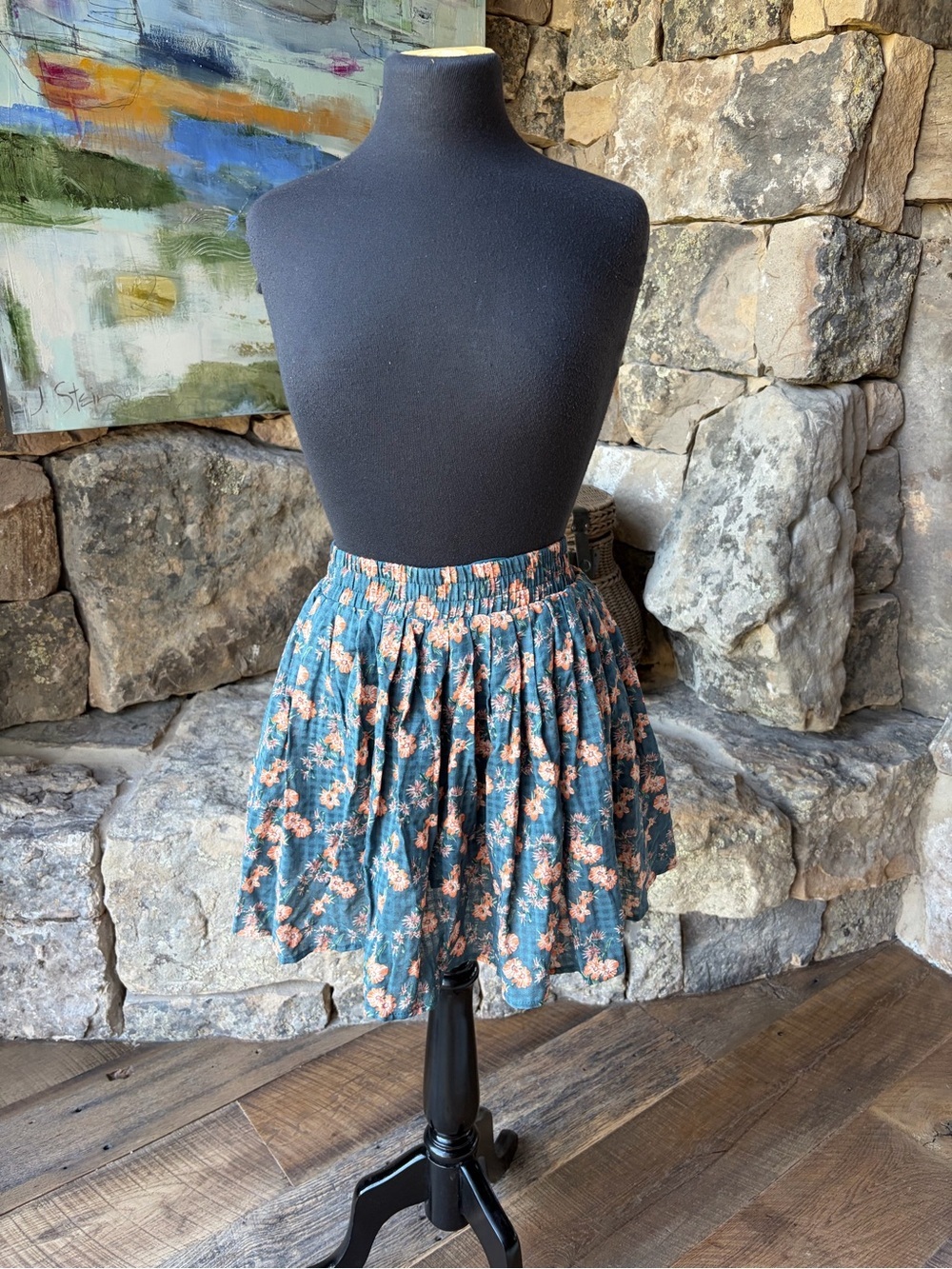 NWT Easel Floral Mini Skirt | Size Medium